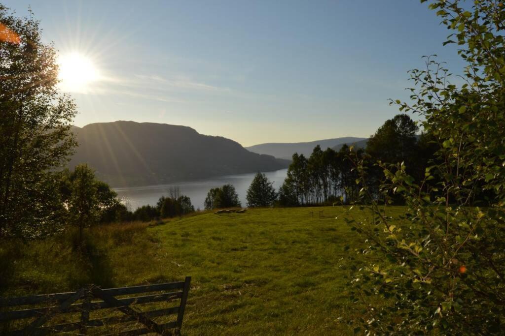 Holiday home Stille Og Fredelig Ved Fjord Og Fjell Valsoybotn